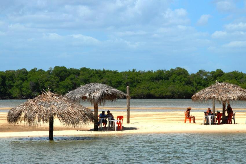 Villa Oceano Azul Hospedagens A 50 M Da Orla-Passarela Do Caranguejo à Aracaju Extérieur photo